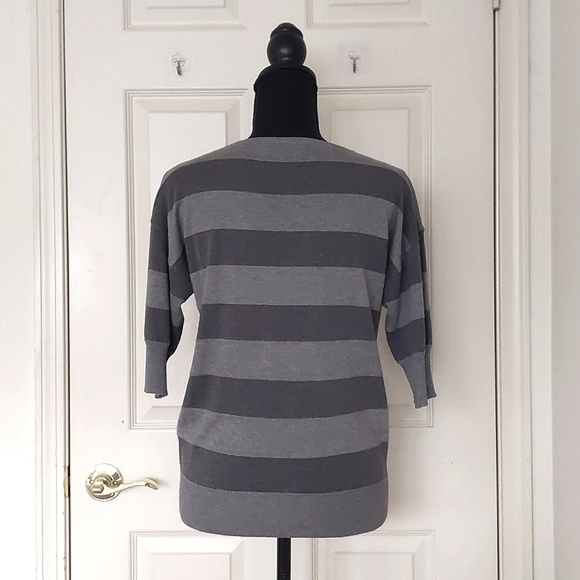 NWT.The Limited Silk/Cotton/Cashmere ShortSleeve V-Neck LooseFit Sparkle Sweater - Picture 4 of 4